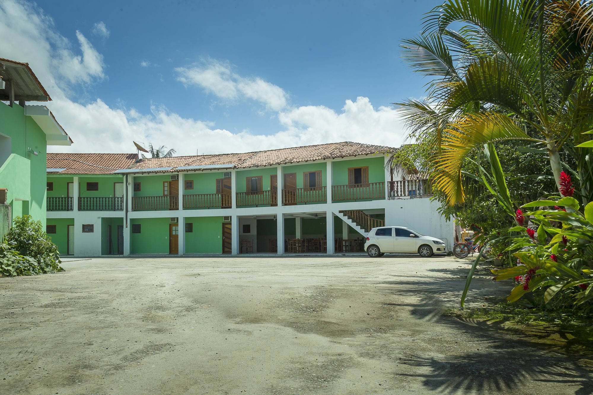 Inn Camila 2*